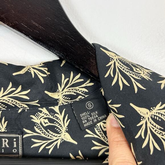 Vintage Bogari Studio 100% Silk Abstract Print Button Down Blouse Size Small - Picture 3 of 5